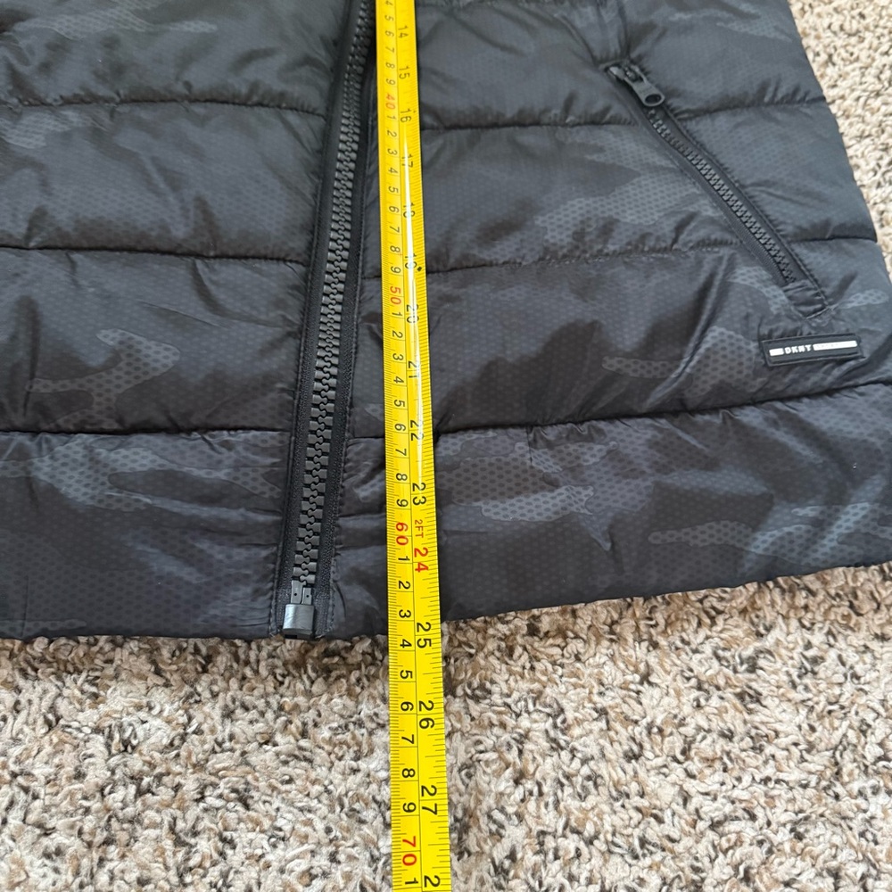 DKNY Black Quilted Lightweight Puffer Vest with High Collar Women’s Size Medium - Picture 7 of 11